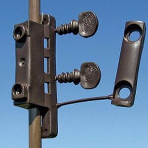 electric fence insulator on glass fibre stake