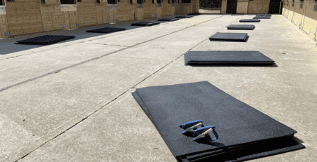 Fieldguard M10 stable mats and grippers
